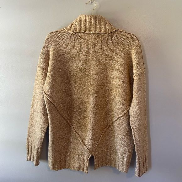 Michael Kors sweater - Picture 7 of 7